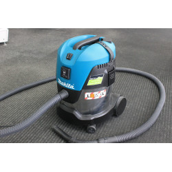 Makita Aspirateur VC2012L classe L 1000W cuve inox 20L Makita Kobleo Makita Aspirateur VC2012L classe L 1000W cuve inox 20L Makita Kobleo