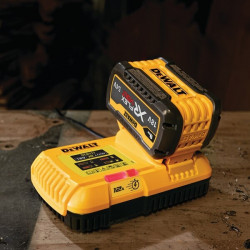 DeWalt Chargeur rapide XR 12A DCB117 DeWalt Kobleo