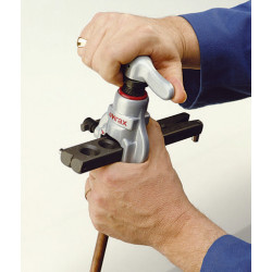 Virax Dudgeonniere pro Frigor D3/16 à 3/4 collet conique 45° Virax Kobleo