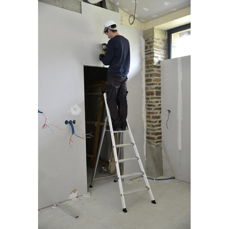 Centaure Escabeau Expert 54 alu laqué 6 marches Ht d'accès 3,30m Centaure Kobleo Centaure Escabeau Expert 54 alu laqué 6 marches Ht d'accès 3,30m Centaure Kobleo