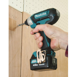 Makita Coffret outils CLX228SMX1 Perceuse percussion HP333D Visseuse à chocs TD110D Makita Kobleo
