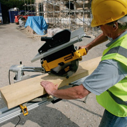 DeWalt Scie à onglet radiale à table supérieure Diam 305mm 1600W D27112 DeWalt Kobleo DeWalt Scie à onglet radiale à table supérieure Diam 305mm 1600W D27112 DeWalt Kobleo