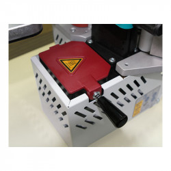 Virutex Plaqueuse de chants 830 W 0,4 à 3 mm PEB 250 Virutex Kobleo