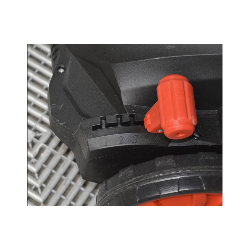 Elem Technic Scarificateur emousseur 1500W Garden Kobleo Elem Technic Scarificateur emousseur 1500W Garden Kobleo