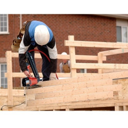 Mecafer Cloueur de charpente pneumatique 50-90mm Mecafer Kobleo