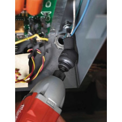 Milwaukee Renvoi d'angle cardan avec 10 embouts vissage 4932459781 Milwaukee Kobleo