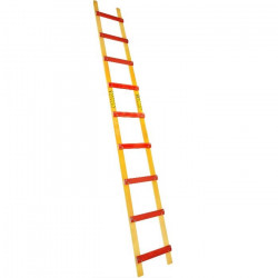 Centaure Echelle de toit bois Ht 3m 11 marches en bois résineux écartement barr Kobleo