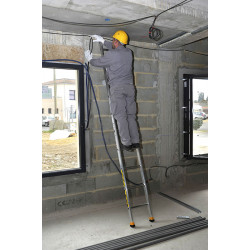 Centaure Echelle en aluminium simple 8 barreaux 2m40 usage professionnel S Kobleo