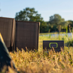 Mundus Pack station d'énergie Izywatt 150 et panneau solaire 30W Orium Kobleo