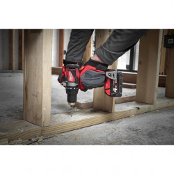 Milwaukee Perceuse visseuse BRUSHLESS 18 V Li-Ion 4.0 Ah 82 Nm M18 BLDD2-402X Kobleo Milwaukee Perceuse visseuse BRUSHLESS 18 V Li-Ion 4.0 Ah 82 Nm M18 BLDD2-402X Kobleo