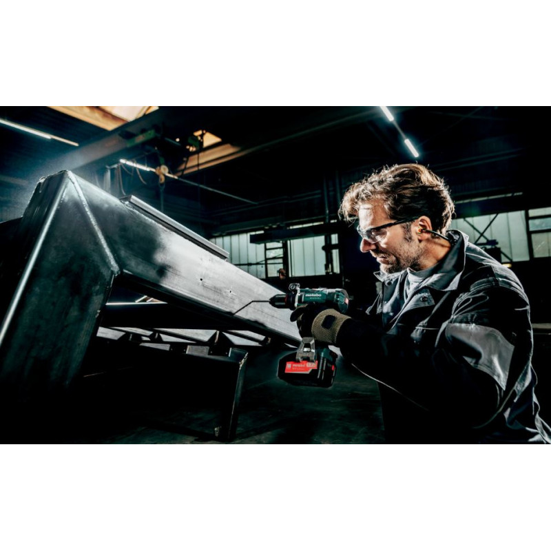 Metabo Perceuse-visseuse à batterie 18V 2x5.5Ah LiHD BS 18 LTX-3 BL Q I Kobleo Metabo Perceuse-visseuse à batterie 18V 2x5.5Ah LiHD BS 18 LTX-3 BL Q I Kobleo