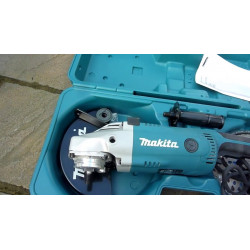 Makita Coffret pour meuleuse GA9020/9030/9040 D230mm - 824958-7 Makita Kobleo