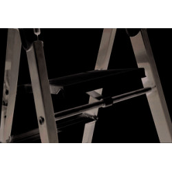 Centaure Escabeau alu laqué 3 marches serties hauteur d'accès maxi 2,65 m MP Kobleo