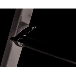 Centaure Escabeau alu laqué 3 marches serties hauteur d'accès maxi 2,65 m MP Kobleo