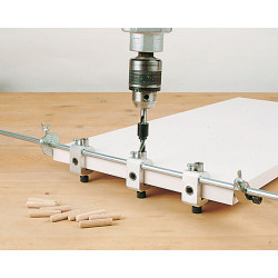 Virutex Gabarit multiguide pour l'assemblage de panneaux 16 et 19 mm PM11D Kobleo