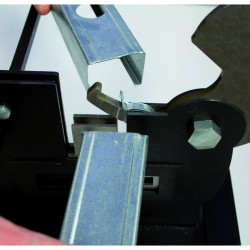 Edma Guillotine professionnelle pour profilés métalliques PROFILCUT Kobleo