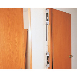 Virutex Porte-gabarits pour la pose de paumelles AM94 Virutex Kobleo