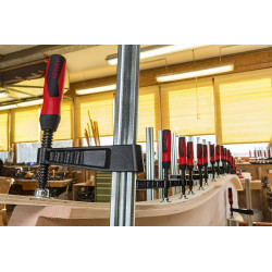 Bessey Presse à vis fonte malléable avec poignée bi-matière serrage 1000 mm T Kobleo