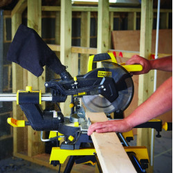 Stanley Scie à onglet 1500W 216 mm FME721 Stanley Kobleo Stanley Scie à onglet 1500W 216 mm FME721 Stanley Kobleo