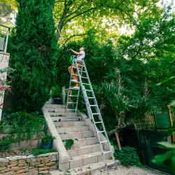 Hoström Echelle 3 plans StablePRO 3x9 marches hauteur travail max 6,10m Hostrom Kobleo