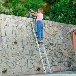 Hoström Echelle simple StablePRO 11 marches hauteur travail max 3,98m Hostrom Kobleo