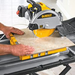 DeWalt Disque pour scie à carrelage 250x25,4mm en céramique DT3733-XJ DeWalt Kobleo