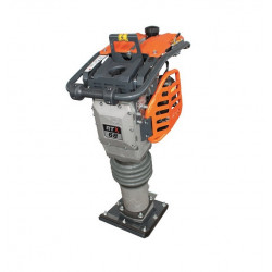 Altrad Pilonneuse à moteur 2,3kW 4 temps Honda GX100 16 kN RTX 68 Altrad Kobleo