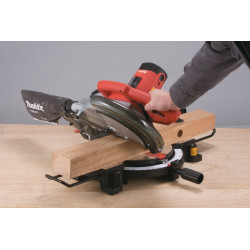 Makita Scie à coupe d'onglet 1500W D255mm M2300 Makita Kobleo