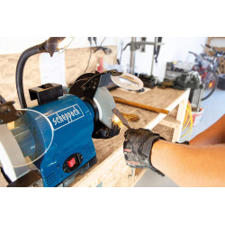 Scheppach Touret à meuler 200mm 550W BG 200 Scheppach Kobleo