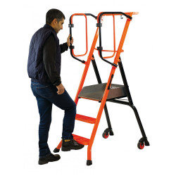 Mondelin Escabeau 3 marches Mondelin Gardia 70cm charge utile 150kg Kobleo