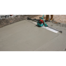 Imer Règle vibrante moteur Honda GX25 4T profilé 1,5m Kobleo