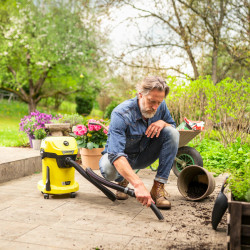 Karcher Aspirateur eau et poussières à batterie Karcher WD 3-18 machine seule Kobleo