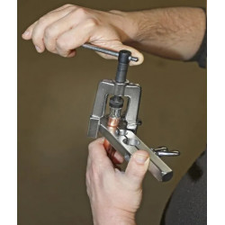 Virax Dudgeonnière Virax 250620 collet conique à 45° D1/8" à 3/4" en coffret Kobleo