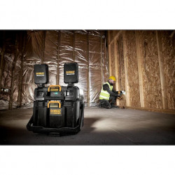 DeWalt Boîte à outils DeWalt DWST08061Toughsystem 2.0 avec lampe de chantier Kobleo