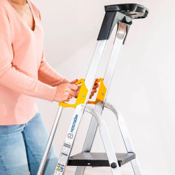 Hoström Escabeau 4 marches DURAMP alu pliable sécurisé plateforme 75cm Hostrom Kobleo