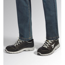Diadora Chaussures de sécurité basses DIADORA RUN LOW S3S FO SR ESD T43 noir Kobleo
