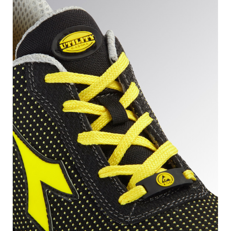 Diadora Chaussure de sécurité Diadora RUN ATOM LOW S3 SRC ESD T.42 noir jaune Kobleo Diadora Chaussure de sécurité Diadora RUN ATOM LOW S3 SRC ESD T.42 noir jaune Kobleo