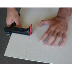 Mondelin Trusquin de plaquiste Mondelin coupe maxi 10cm avec 2 lames réglables Kobleo