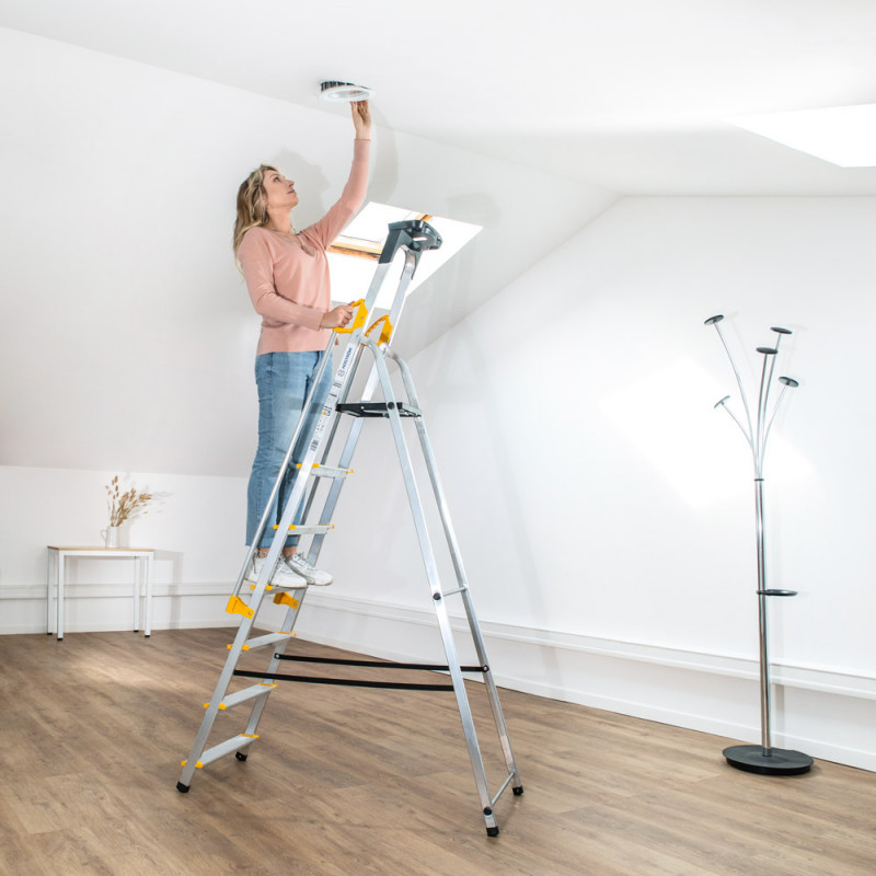 Escabeau 7 marches DURAMP alu pliable sécurisé plateforme 140cm Hostrom