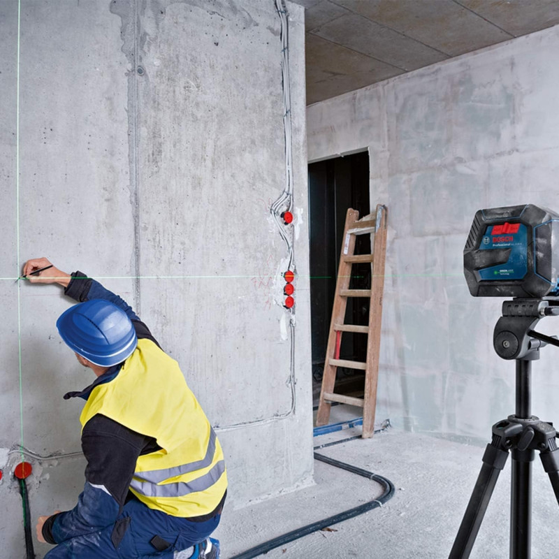 Bosch Laser lignes Bosch GLL 2-15 G Professional avec 4 piles et trépied Kobleo Bosch Laser lignes Bosch GLL 2-15 G Professional avec 4 piles et trépied Kobleo