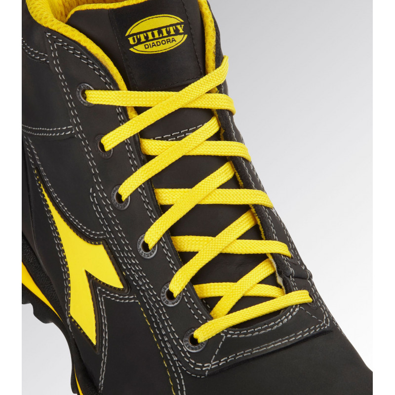 Diadora Chaussure de sécurité montantes GLOVE MID S3S FO HRO taille 45 noir Kobleo Diadora Chaussure de sécurité montantes GLOVE MID S3S FO HRO taille 45 noir Kobleo