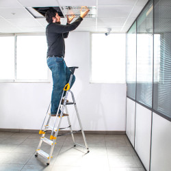 Hoström Escabeau 5 marches DURAMP alu pliable sécurisé plateforme 97cm Hostrom Kobleo