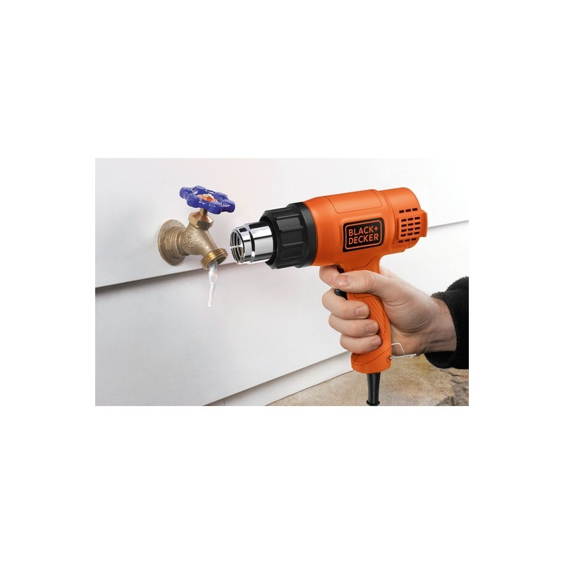 Black and Decker Décapeur thermique KX1650-QS 1750W 460-600°C 740L/min avec un grattoir Kobleo Black and Decker Décapeur thermique KX1650-QS 1750W 460-600°C 740L/min avec un grattoir Kobleo