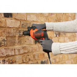 Black and Decker Perceuse à percussion Black & Decker BEH710K 710W 47600cps/min coffret Kobleo Black and Decker Perceuse à percussion Black & Decker BEH710K 710W 47600cps/min coffret Kobleo