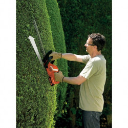 Black and Decker Taille-haies Black & Decker GTC1845L20-QW 18V Li-Ion 2Ah lame 45cm Kobleo Black and Decker Taille-haies Black & Decker GTC1845L20-QW 18V Li-Ion 2Ah lame 45cm Kobleo
