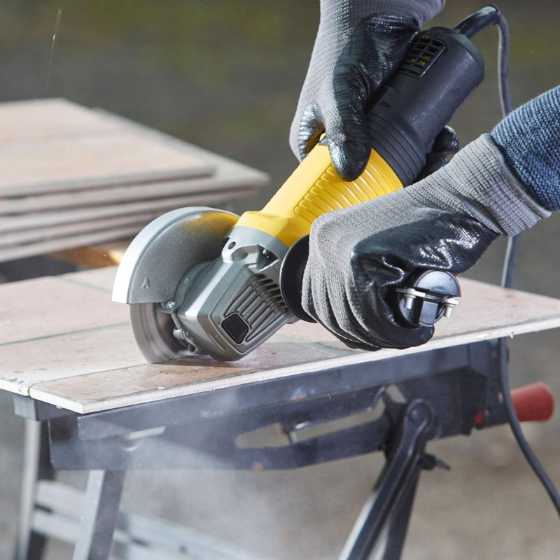 Stanley Meuleuse d'angle Stanley FMEG220K-QS 1 main 850W 125mm Kobleo Stanley Meuleuse d'angle Stanley FMEG220K-QS 1 main 850W 125mm Kobleo