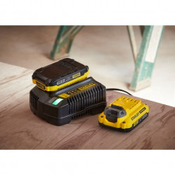 Stanley Kit batterie et chargeur Stanley Fatmax V20 SFMCB12D2-QW 18V 2x2AH 2A Kobleo