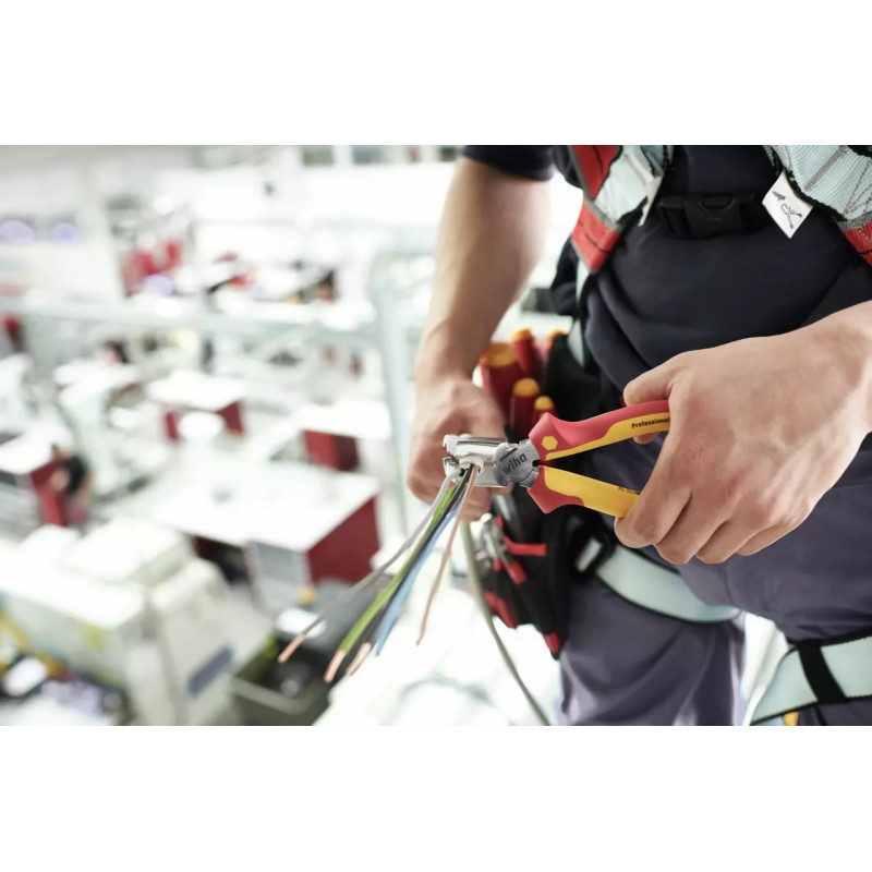 Wiha Pince d'installation 3 en 1 Wiha TriCut Professional electric 170mm Kobleo Wiha Pince d'installation 3 en 1 Wiha TriCut Professional electric 170mm Kobleo