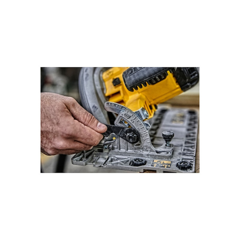 Scie circulaire DeWalt DWE576K 190mm 1600W avec coffret