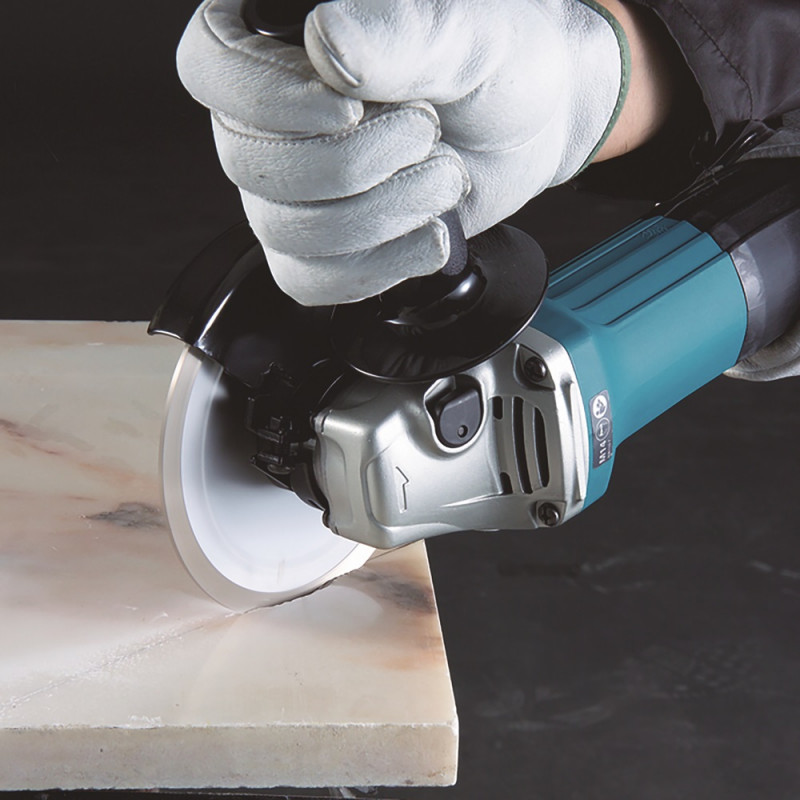 Meuleuse d'angle Makita GA5030R 125mm 720W carter en aluminium